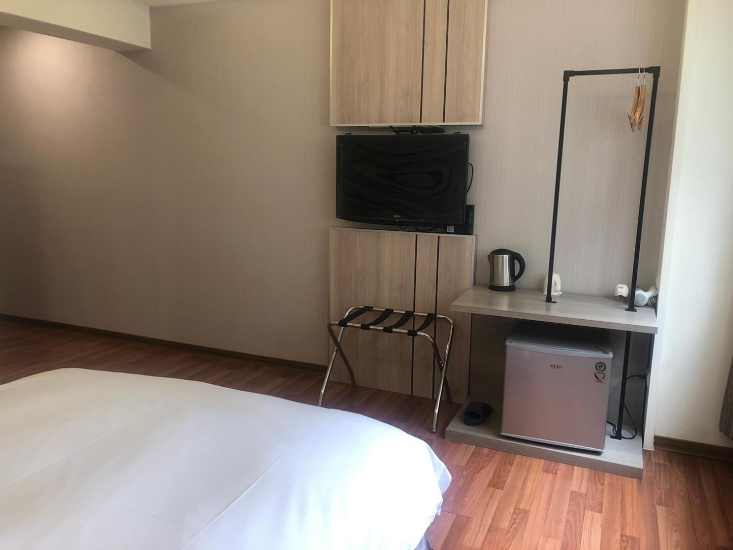 天璽商務飯店 Cullinan Hotel Hualien Exterior foto
